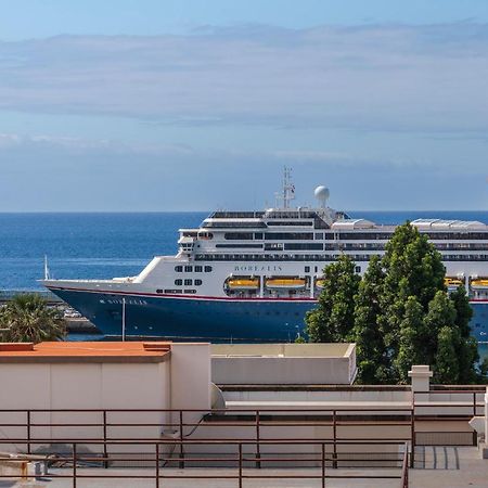 Faa Belas Artes By An Island Apart Funchal  Extérieur photo